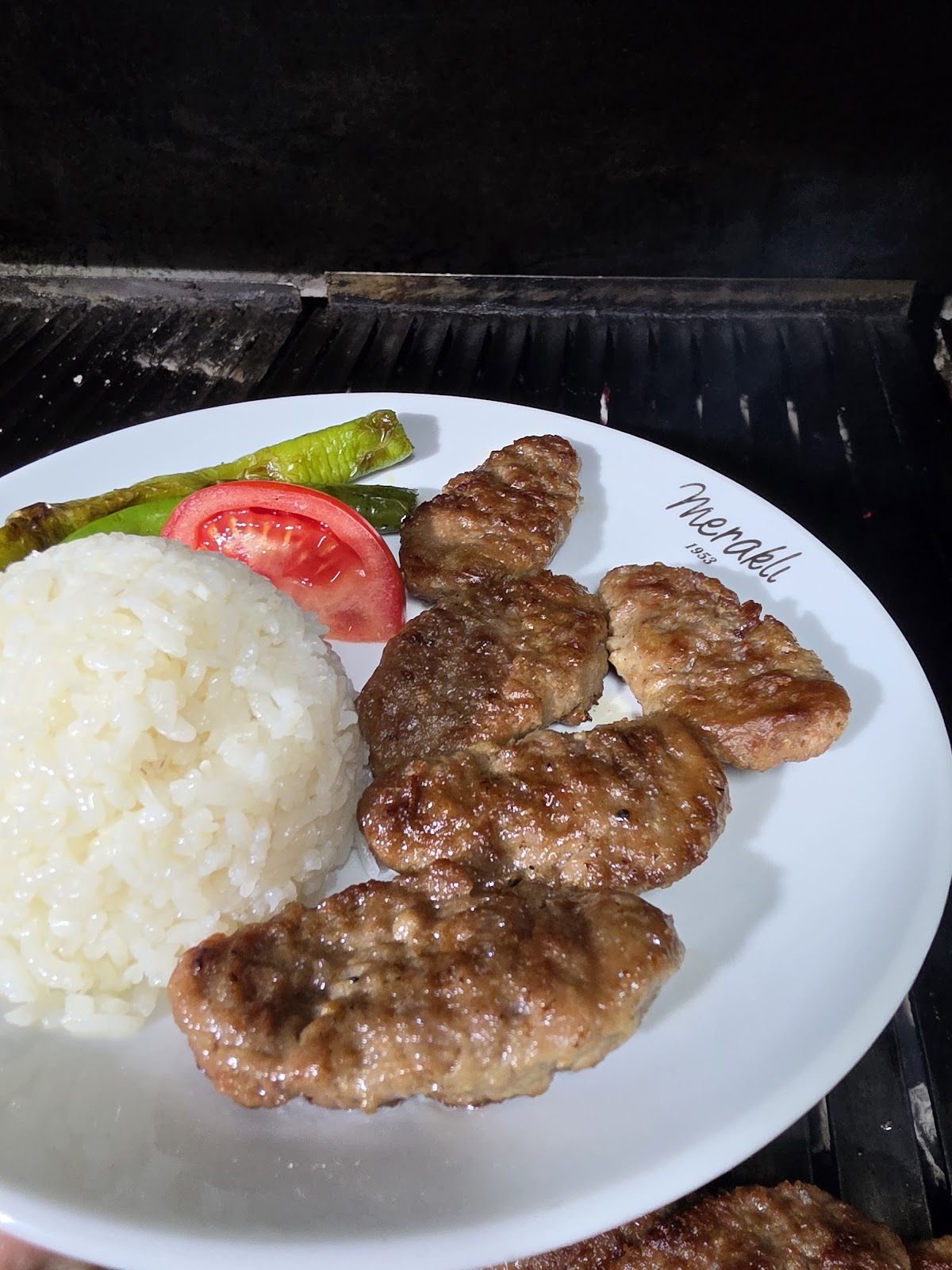 Meraklı Köfteci galeri fotoğrafı 3