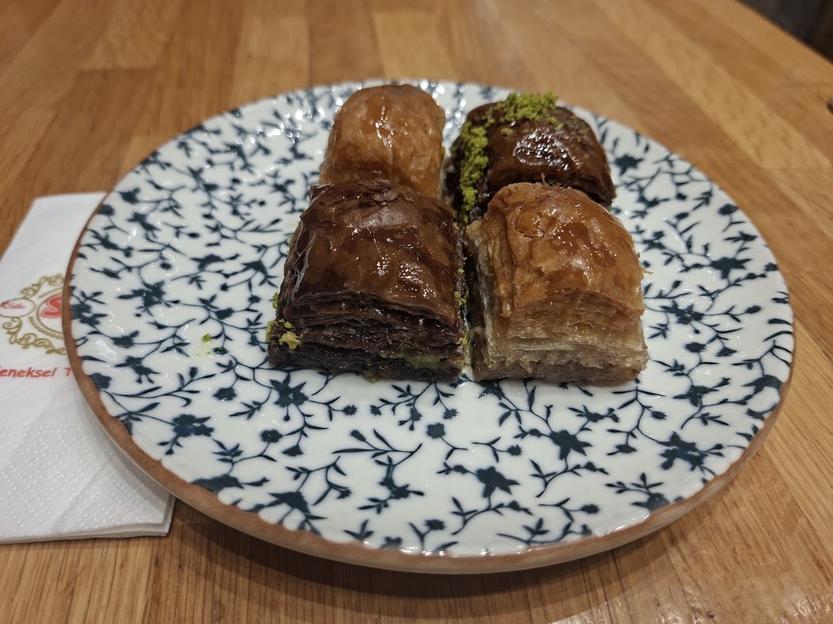 Tatlıcı Safa Taksim galeri fotoğrafı 3