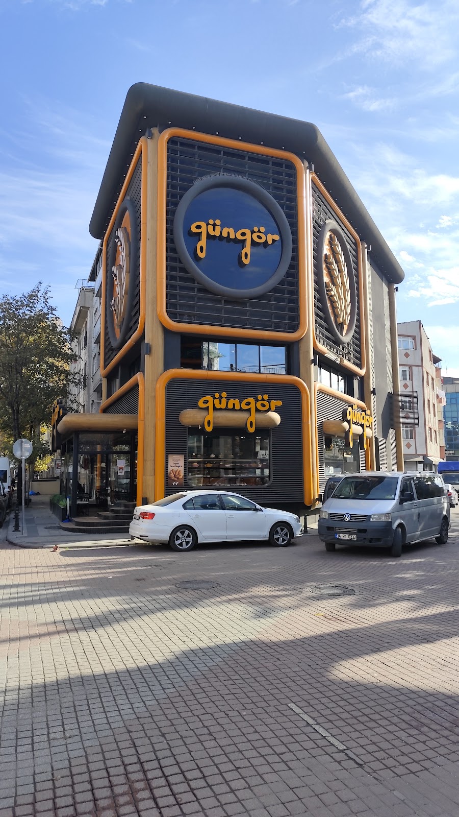 Güngör Pastaneleri