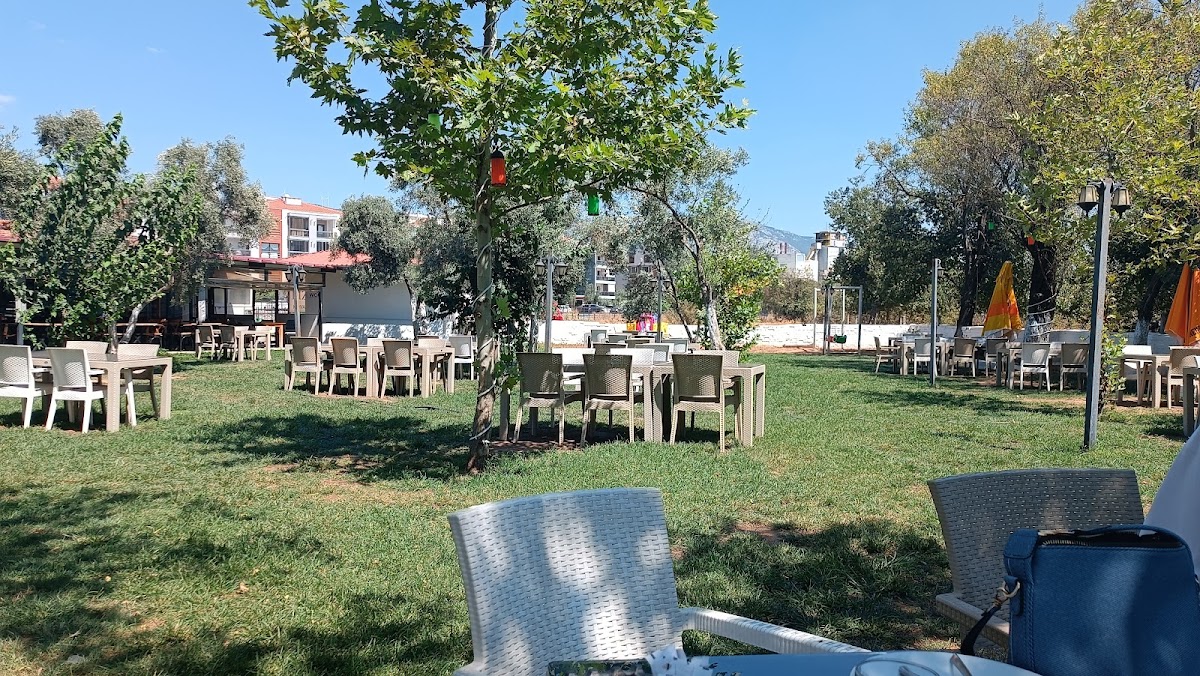 Bizim Bahçe Kahvaltı Et&balık Restaurant galeri fotoğrafı 4
