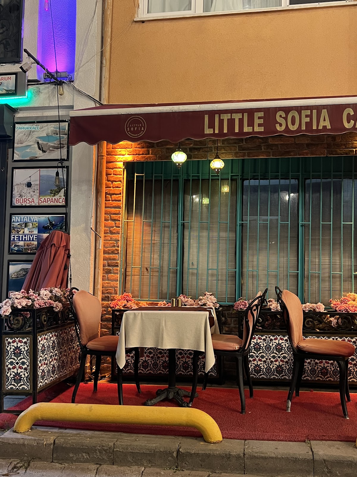 Little Sofia Cafe & Restaurant galeri fotoğrafı 5