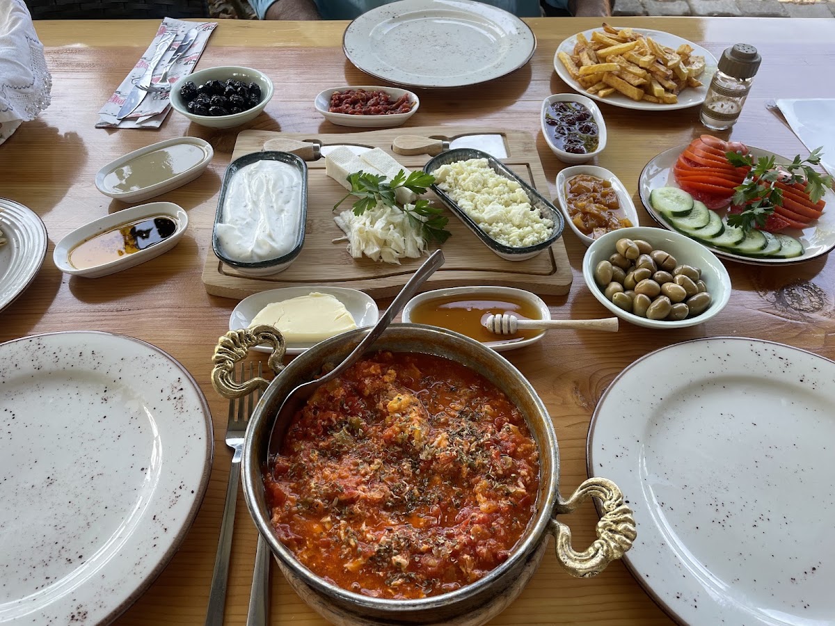 Veli Baba Kahvaltı, Gözleme, Bal Ve Apiterapi Dogal Ürünler galeri fotoğrafı 4